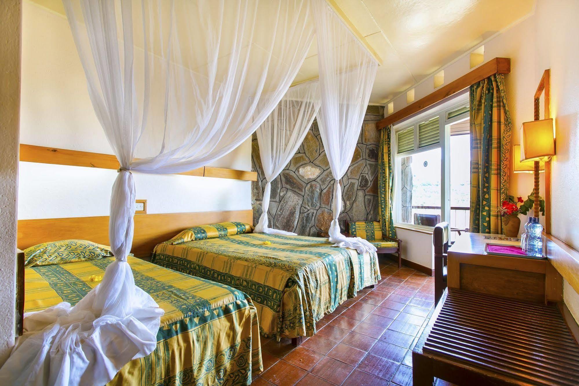 Ngulia Safari Lodge Tsavo Экстерьер фото